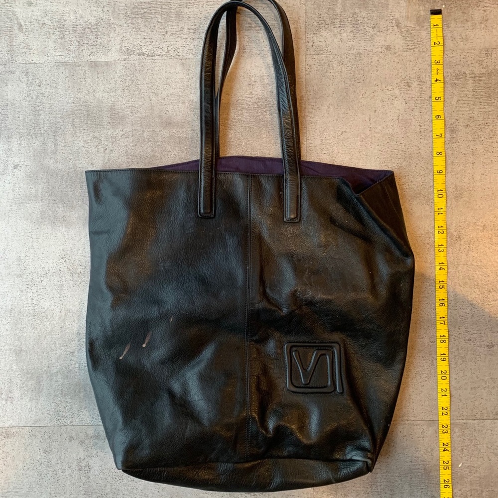 Vivienne Tam Tote